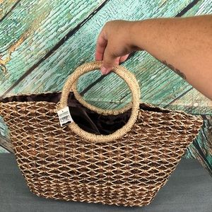 Balikbayan| NWT Circle Handle Abaca Twine Bag